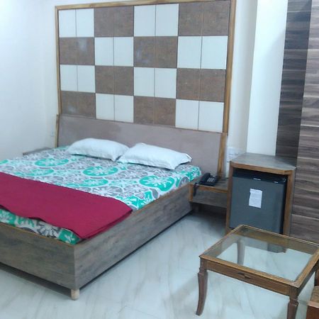 Hotel Palace Hoshiarpur Экстерьер фото